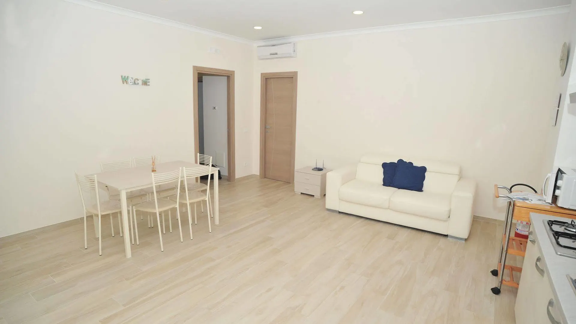 Holiday House Santa Rita Minori Hotel