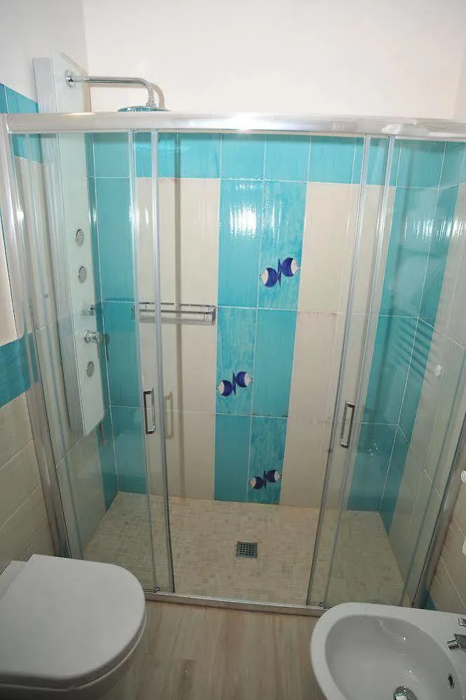 Hotel Holiday House Santa Rita Minori